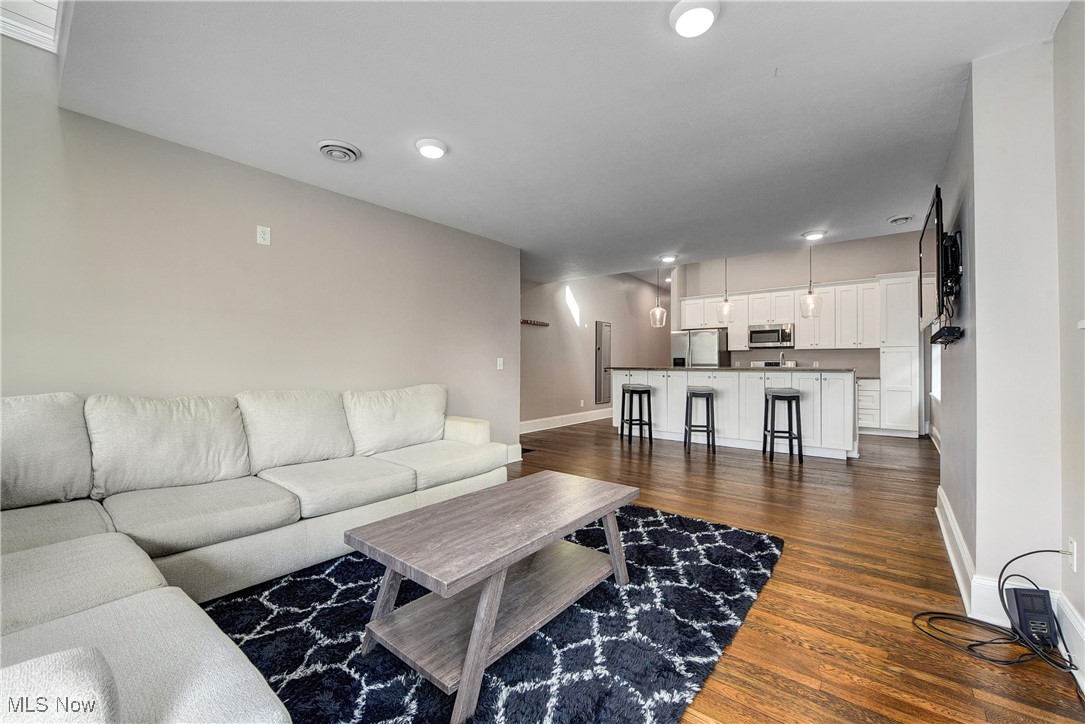 12966 Clifton Boulevard Lakewood OH 44107