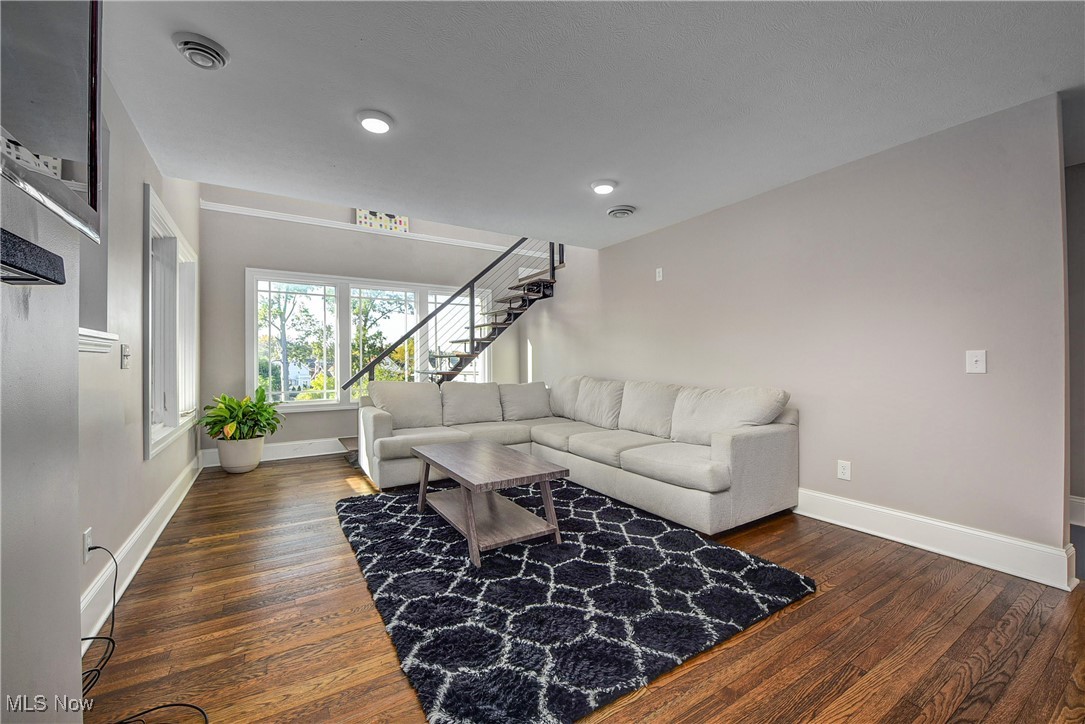 12966 Clifton Boulevard Lakewood OH 44107