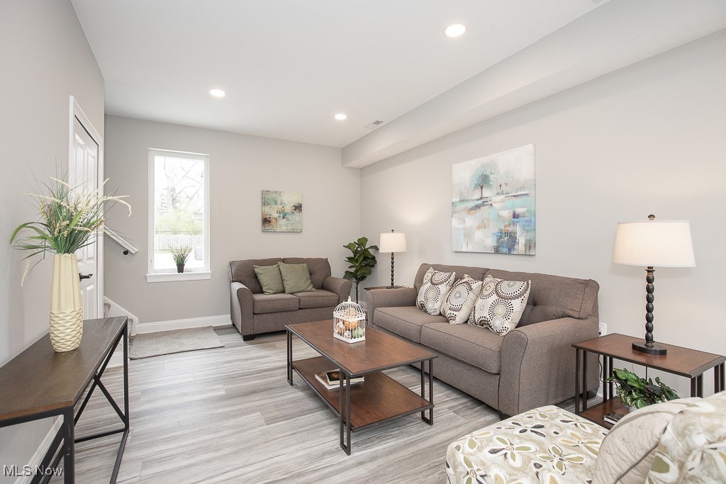 3214 Van Aken Boulevard Shaker Heights OH 44120