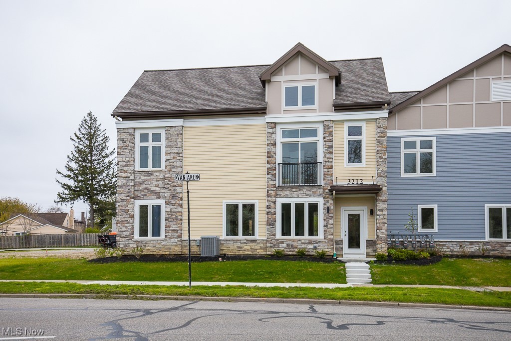 3214 Van Aken Boulevard Shaker Heights OH 44120
