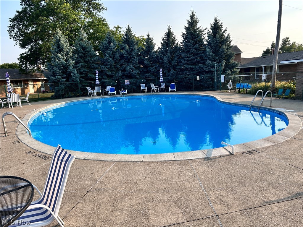 21908 River Oaks Drive Rocky River OH 44116