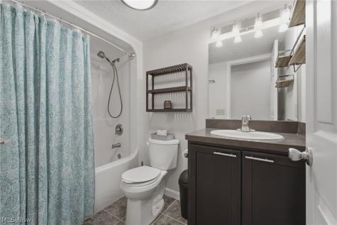 1105 Canyon View Road Northfield OH 44067