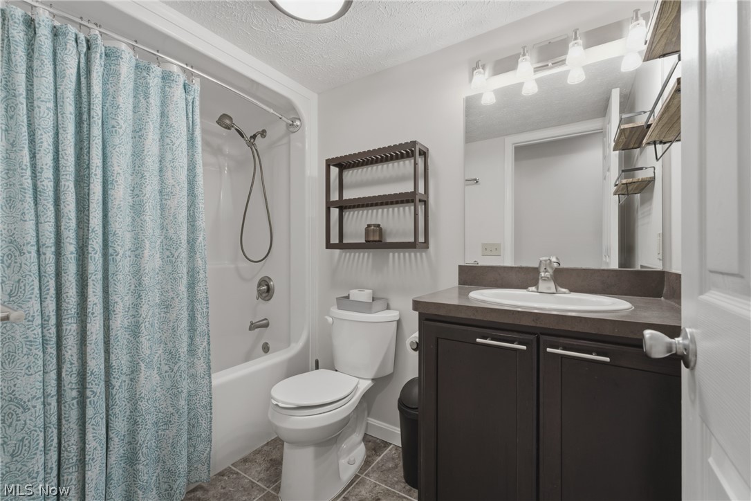 1105 Canyon View Road Northfield OH 44067