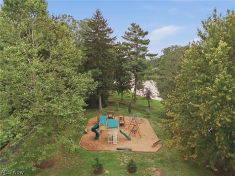 1105 Canyon View Road Northfield OH 44067
