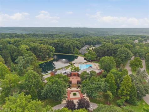 1105 Canyon View Road Northfield OH 44067