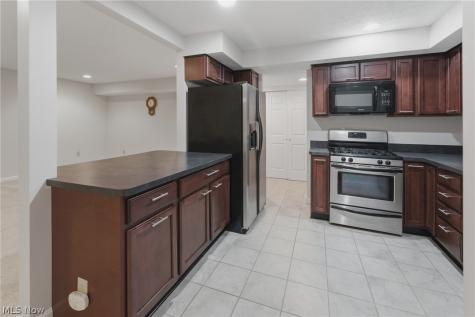 1105 Canyon View Road Northfield OH 44067