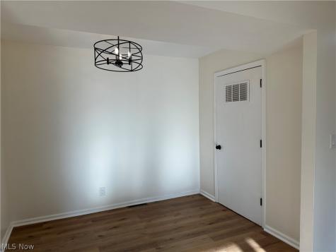 2222 Glouchester Drive Lyndhurst OH 44124