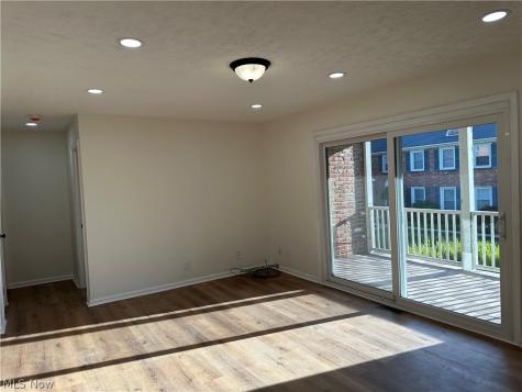 2222 Glouchester Drive Lyndhurst OH 44124