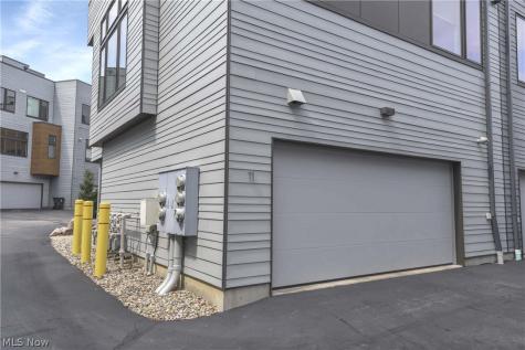 18875 Riversouth Terrace Fairview Park OH 44126