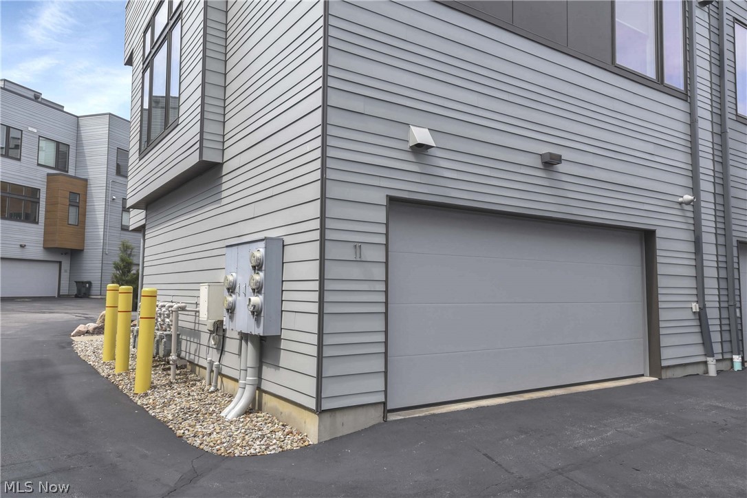 18875 Riversouth Terrace Fairview Park OH 44126