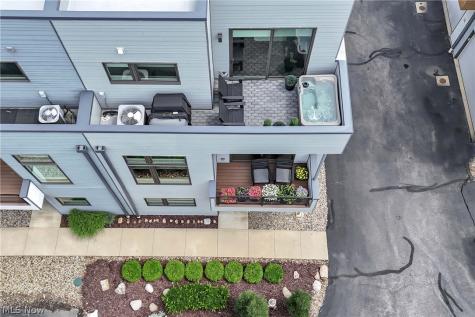 18875 Riversouth Terrace Fairview Park OH 44126