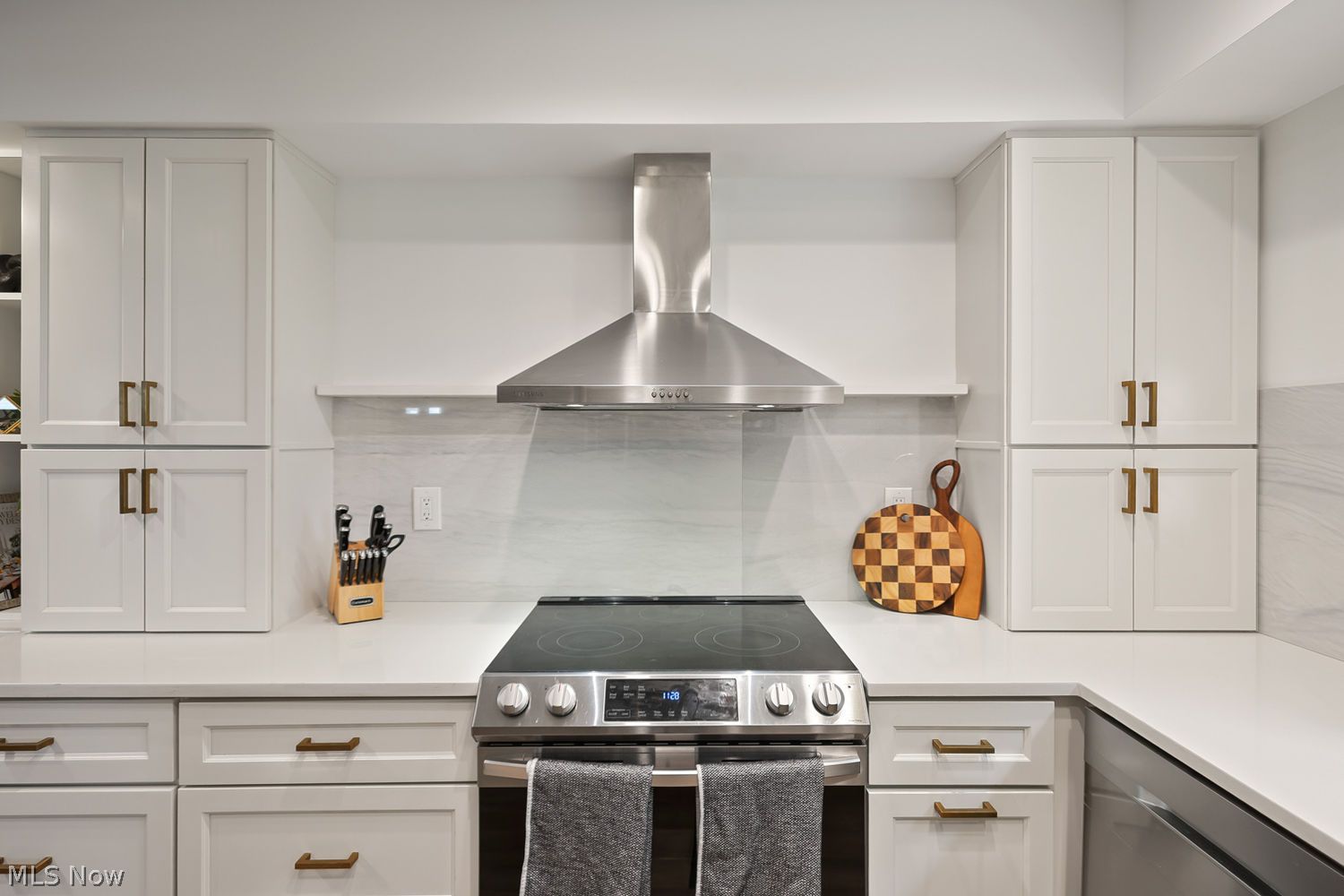 30603 Cambridge Circle Bay Village OH 44140
