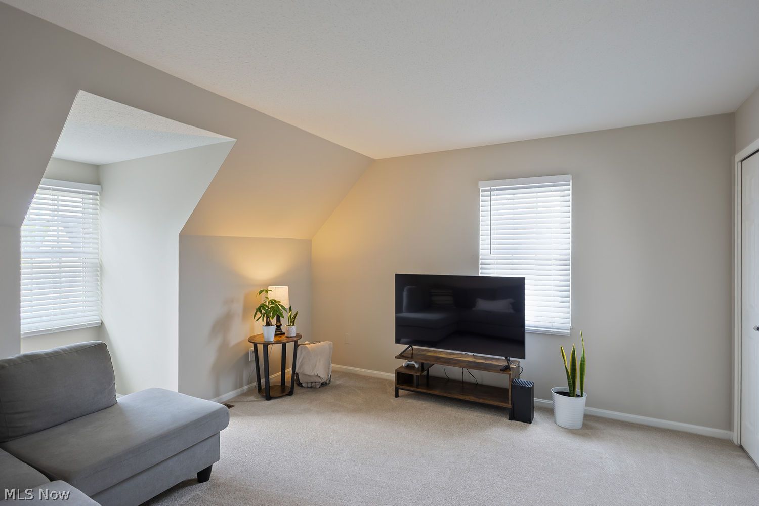 30603 Cambridge Circle Bay Village OH 44140