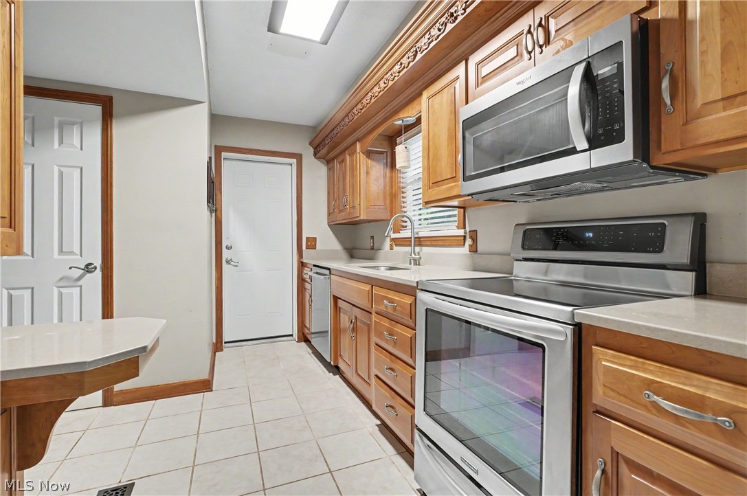 78 Yardley Lane Akron OH 44313