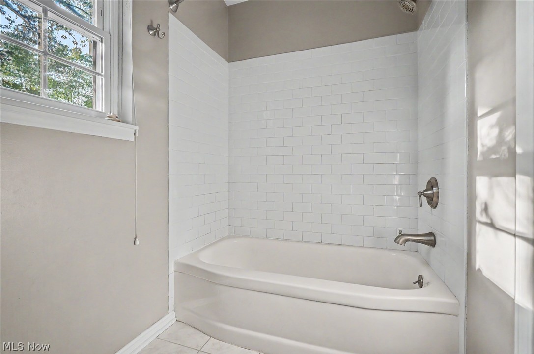 78 Yardley Lane Akron OH 44313