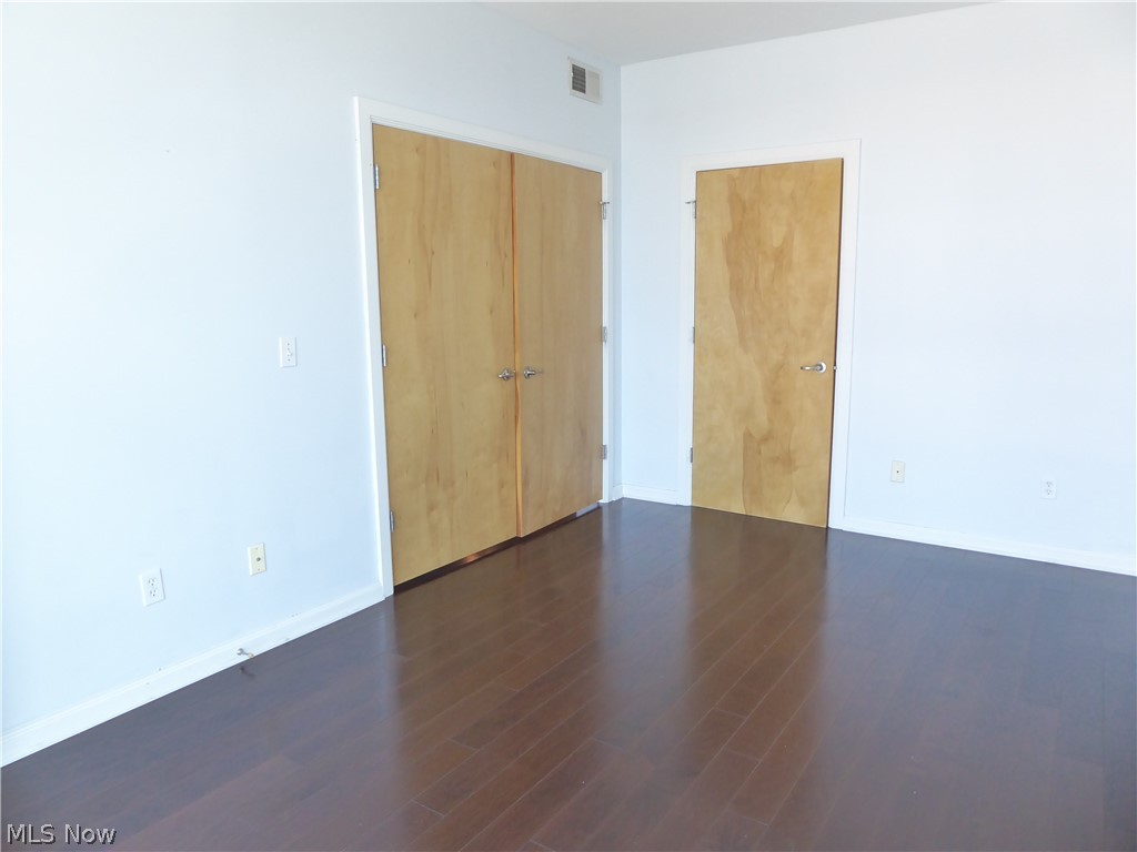 1237 Washington Avenue Cleveland OH 44113