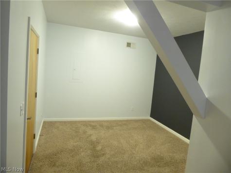 1237 Washington Avenue Cleveland OH 44113