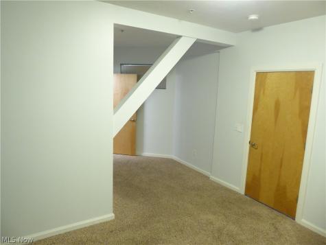 1237 Washington Avenue Cleveland OH 44113