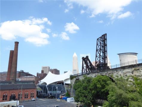 1237 Washington Avenue Cleveland OH 44113
