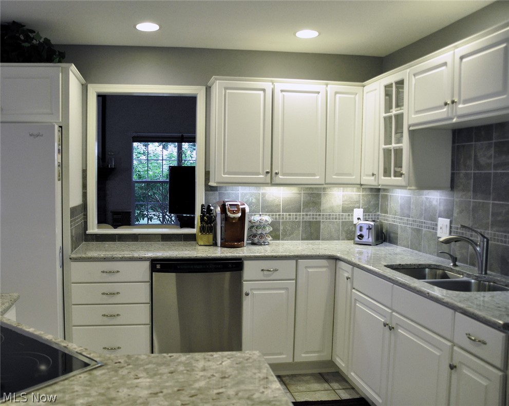 111 Lavender Lane Madison OH 44057