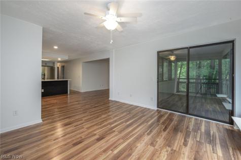 654 Meredith Lane Cuyahoga Falls OH 44223