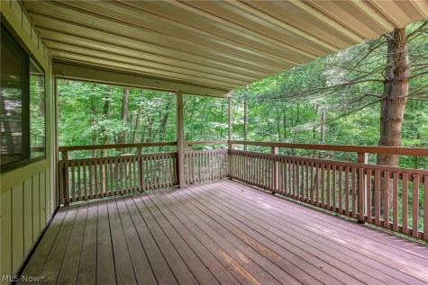 654 Meredith Lane Cuyahoga Falls OH 44223