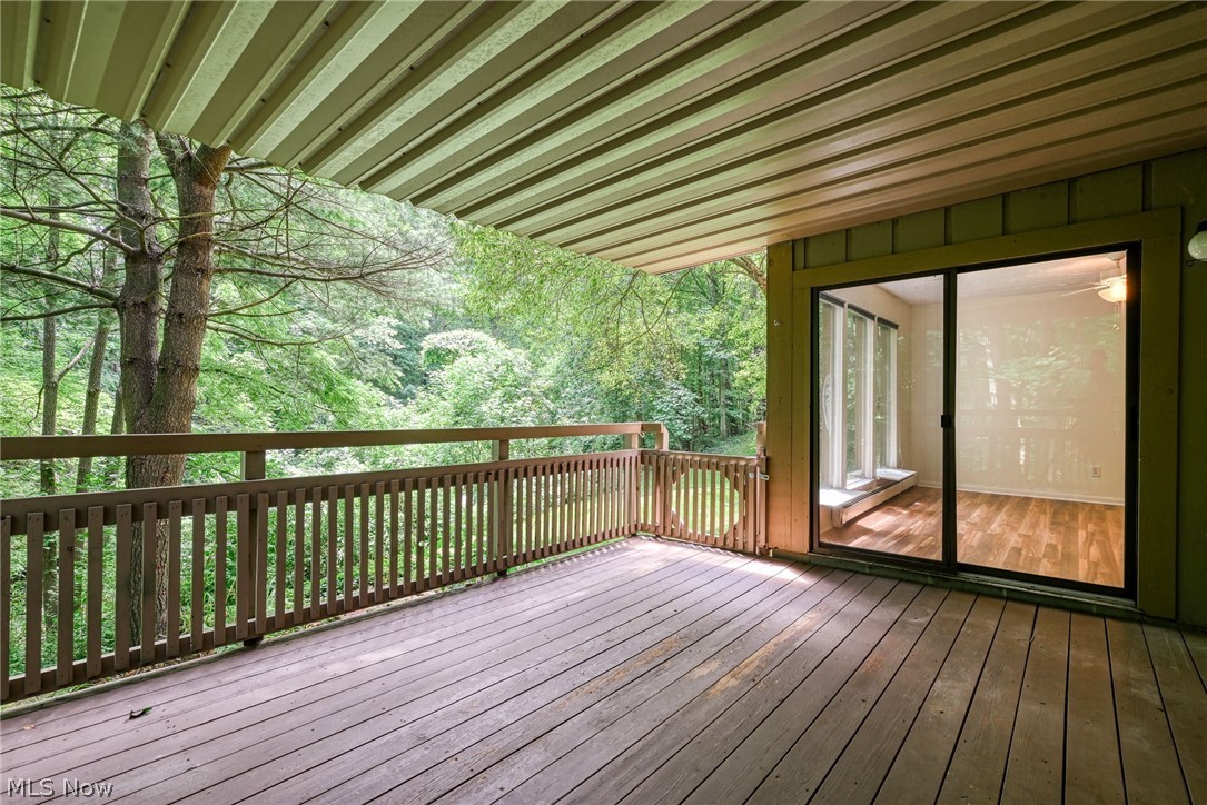 654 Meredith Lane Cuyahoga Falls OH 44223