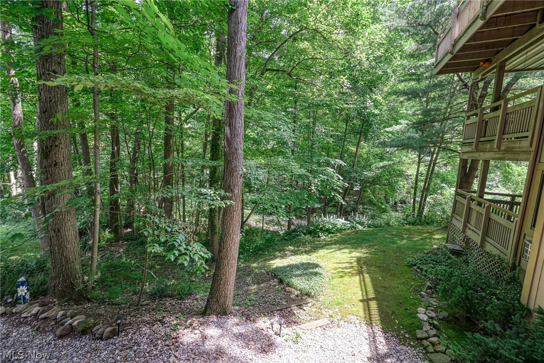 654 Meredith Lane Cuyahoga Falls OH 44223