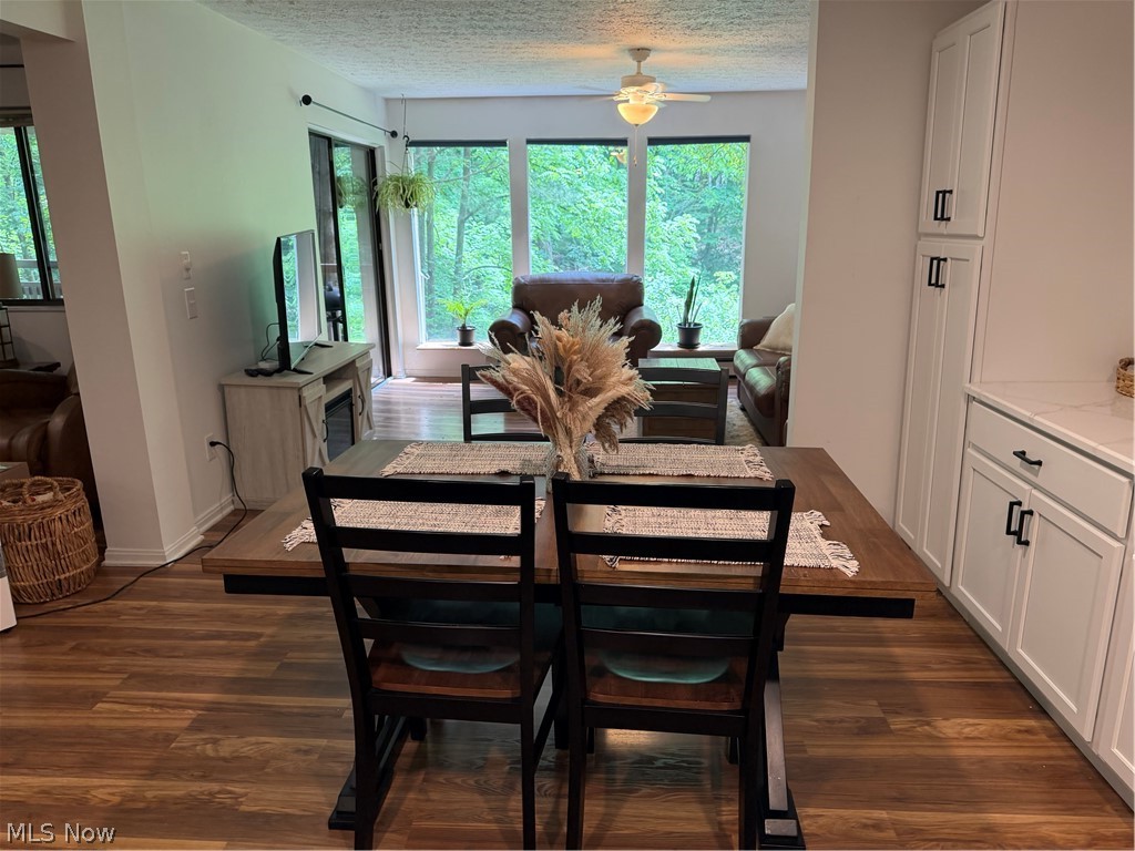 654 Meredith Lane Cuyahoga Falls OH 44223