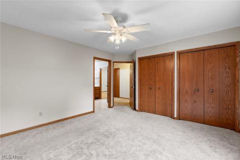 1530 Rhine River Road NW Uniontown OH 44685