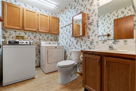 1530 Rhine River Road NW Uniontown OH 44685