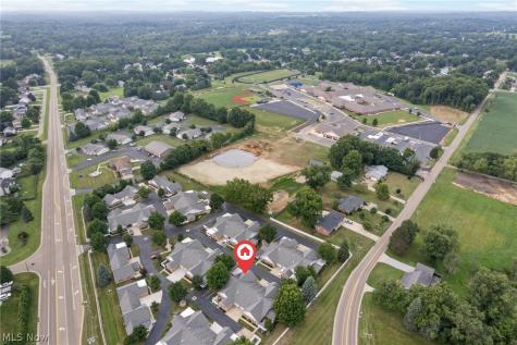 1530 Rhine River Road NW Uniontown OH 44685