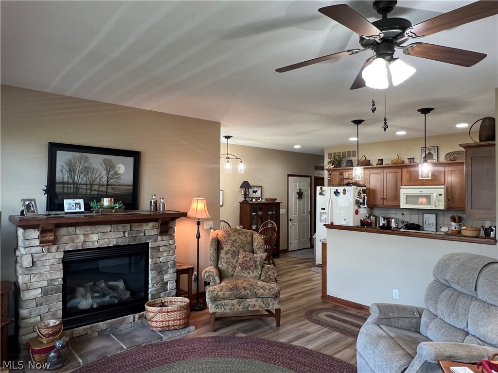 203 Heritage Crossing SE Sugarcreek OH 44681