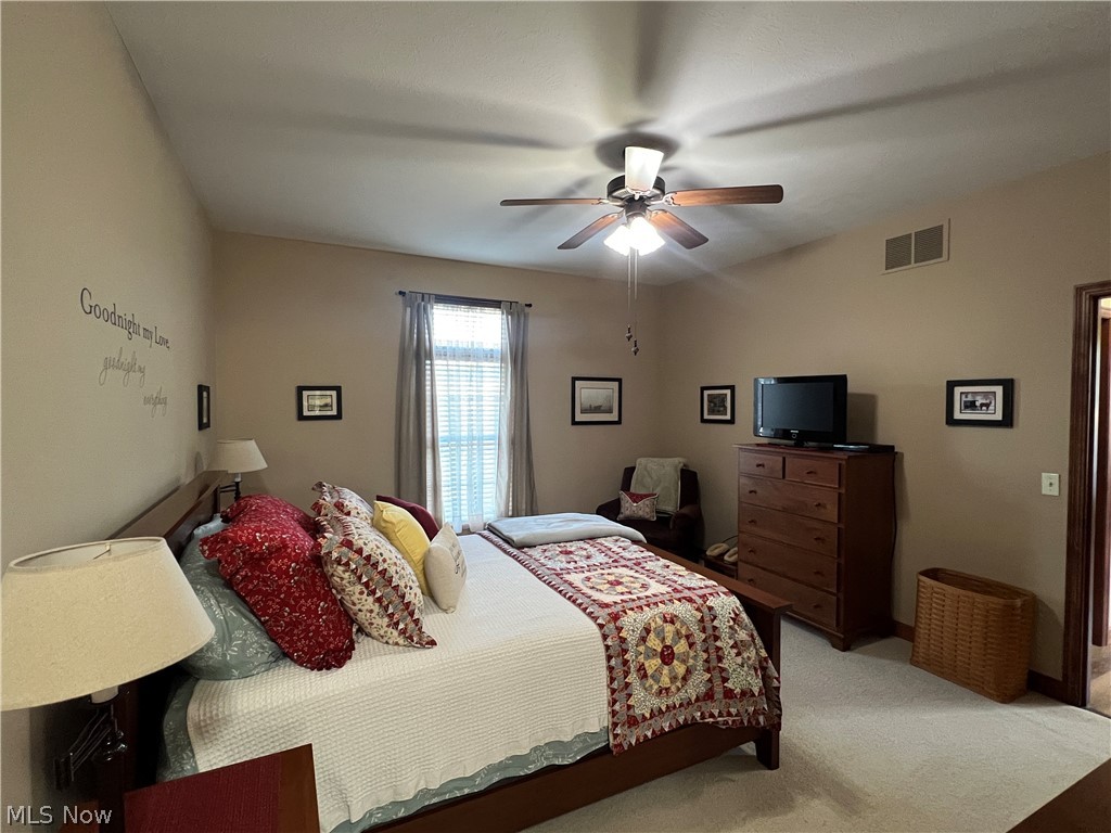 203 Heritage Crossing SE Sugarcreek OH 44681