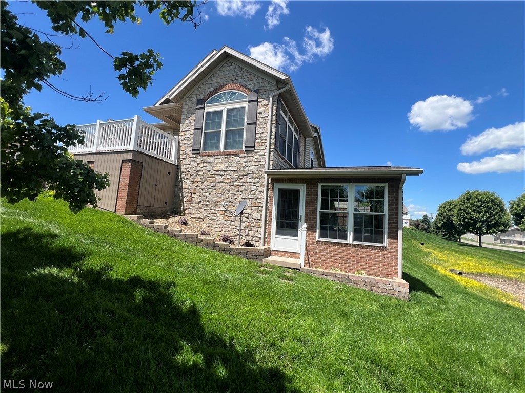 203 Heritage Crossing SE Sugarcreek OH 44681
