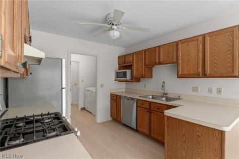 14395 Fullers Lane Strongsville OH 44149