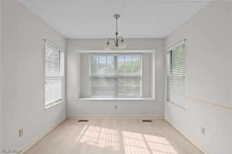 14395 Fullers Lane Strongsville OH 44149
