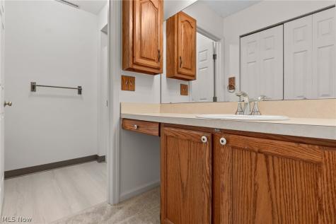 14395 Fullers Lane Strongsville OH 44149