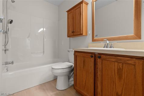 14395 Fullers Lane Strongsville OH 44149