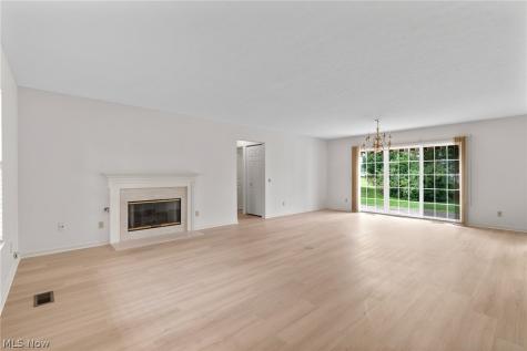 14395 Fullers Lane Strongsville OH 44149