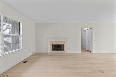 14395 Fullers Lane Strongsville OH 44149