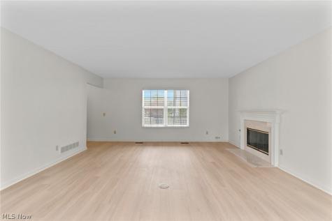 14395 Fullers Lane Strongsville OH 44149
