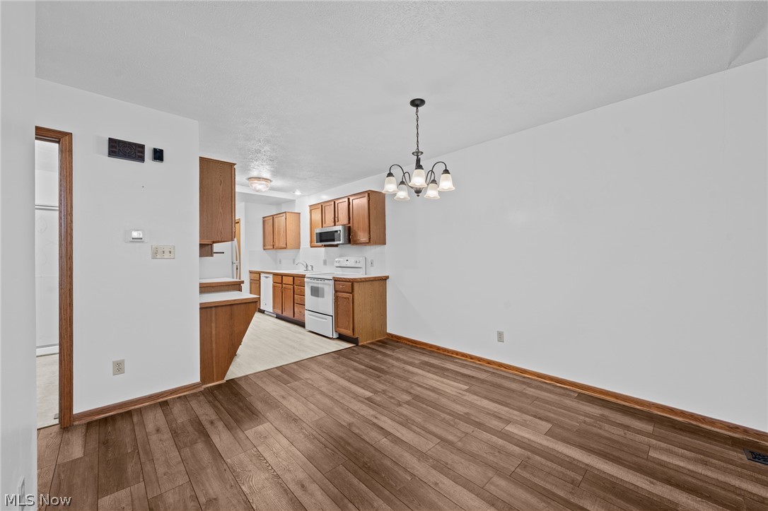 1543 Danube Drive NW Uniontown OH 44685