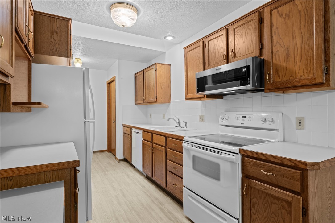 1543 Danube Drive NW Uniontown OH 44685