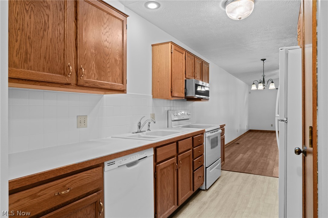 1543 Danube Drive NW Uniontown OH 44685