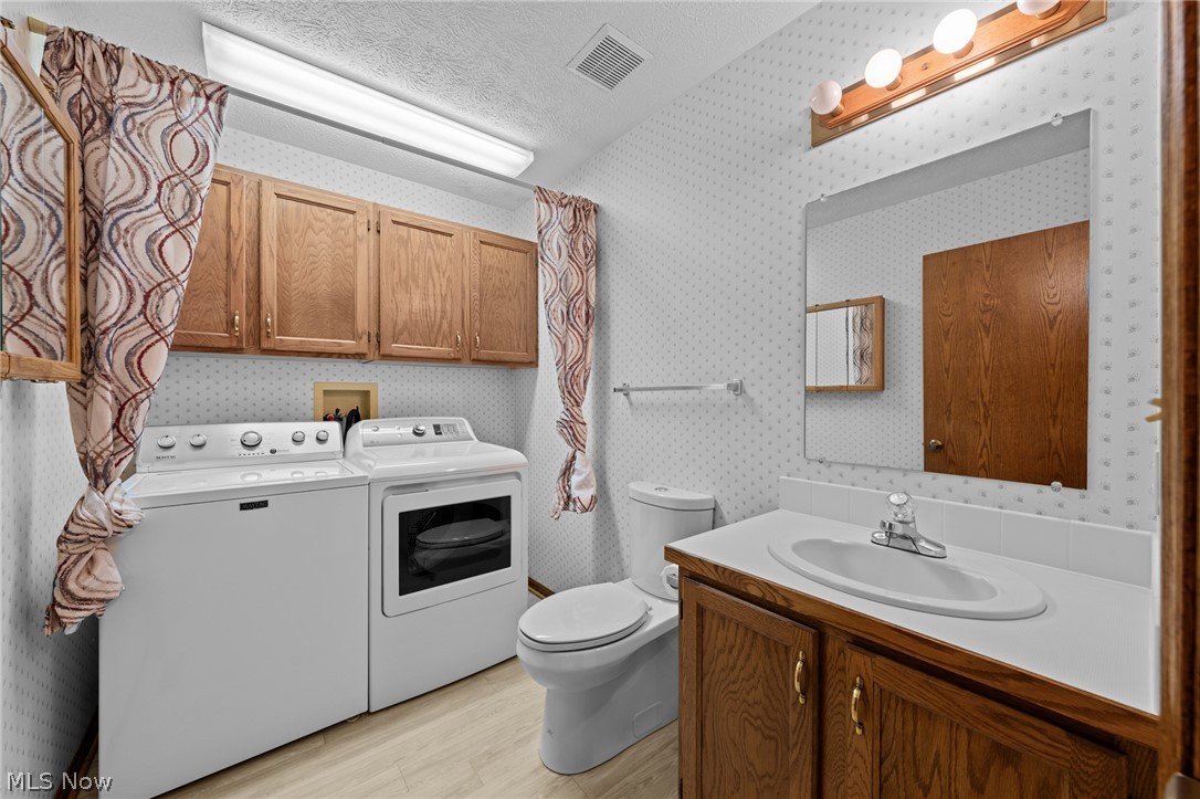 1543 Danube Drive NW Uniontown OH 44685