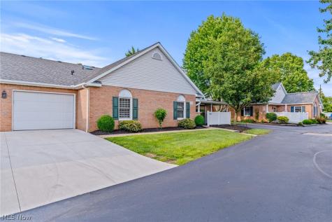 1543 Danube Drive NW Uniontown OH 44685