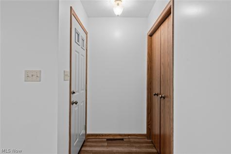 1543 Danube Drive NW Uniontown OH 44685