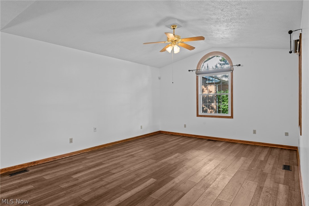 1543 Danube Drive NW Uniontown OH 44685