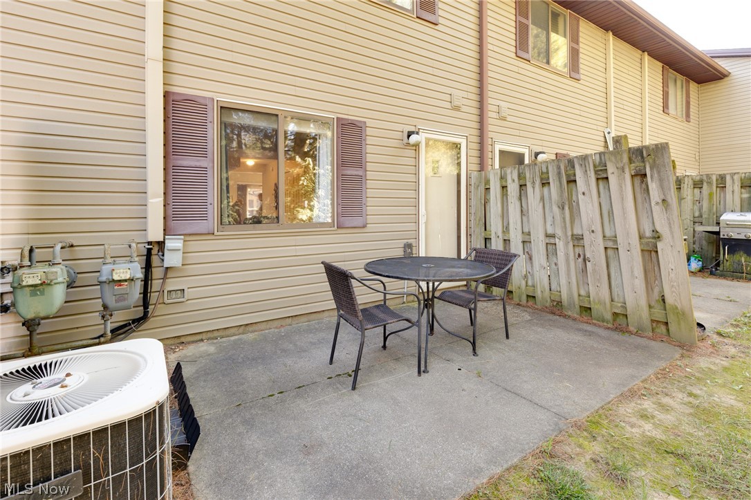 110 Greenwich Road Seville OH 44273
